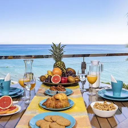 Playa Centro Vistas Mar Апартаменты