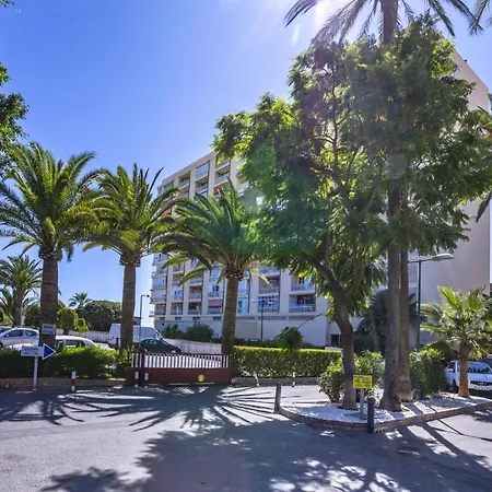 Playa Centro Vistas Mar Апартаменты *